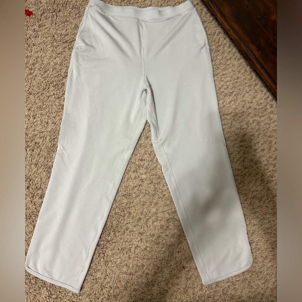 Women’s Lululemon joggers